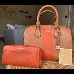 Michael Kors leather hand bag with matching wallet